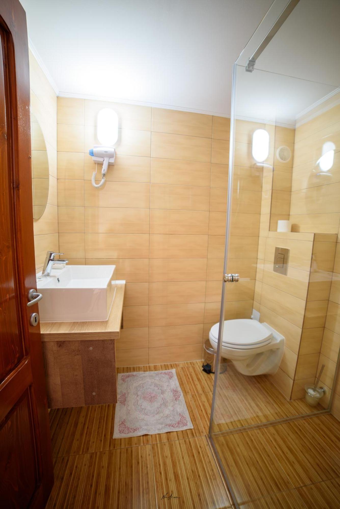 מלון אריסני Casa Binu מראה חיצוני תמונה